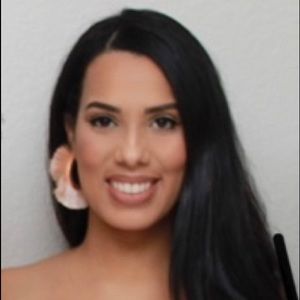 Meet your Posher, Elizabeth